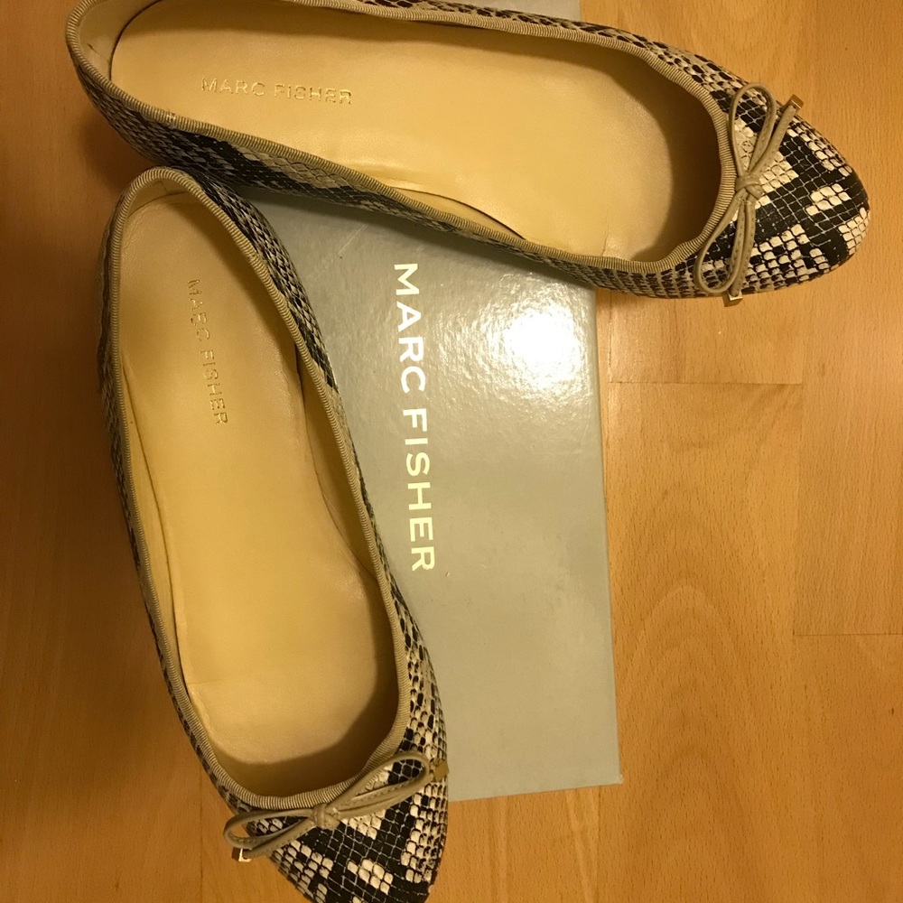 Ballet flats
